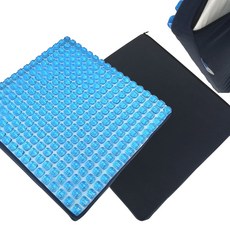 d820c6de935049284fa344e5cdfc6f4e40cfff8a2aa3a9c2e7d41658d221.jpg