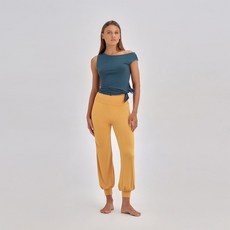 부디무드라 Simple pot ankle pants Golden Nugget