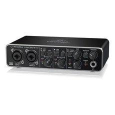 umc204hd