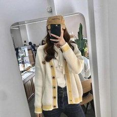 생활도움 스타일 입으시기 좋고 가을 날 계열 러블리 베어 핏 니트 코트 연령 감소 여 밖으로 바람이 첫사랑. 루즈 니트 카디건을 입