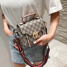 b5647f1c5c8f19acc2ba15d40f8c035806b2156bacce53f4524889fbebd4.jpg