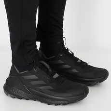 아디다스테렉스프리하이커