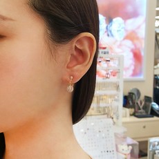 여자순금볼귀걸이