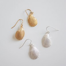 조개귀걸이