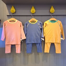 모이몰른 (NC광명점) E판면모달후라이스상하 M241NNH30P 면모달 소재로 터치감이 부드러운 실내상하 입니다.