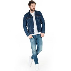 리바이스트러커