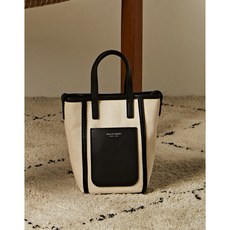 질스튜어트 뉴욕 액세서리 ESSENTIAL CANVAS 블랙 포켓 세로형 마이크로 캔버스백 JABA2F932BK 391827