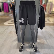 [언더아머] NC강남점 통기성이 좋은 초경량 기능성 운동 반바지 남성 UA 우븐 그래픽 쇼츠 팬츠 블랙 1377139-[003]