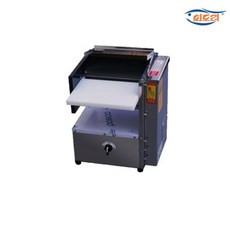 cd55a03c88b8be42f545a8337eb3e69ee9a8b1fb70c1dd1ba499179091a1.jpg