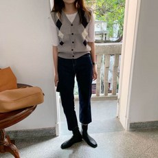 07c5e51fab212334a098ba60b8db4f3c75c69ff295a381e30c47b7b0c37e.jpg