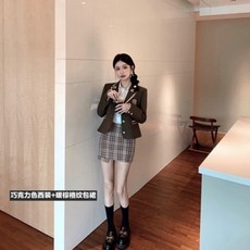 6f878a74bc5ac4135e64c07187bcca5c7388d110f23350810d3d52bf6c45.jpg