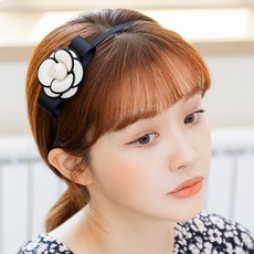 미우미우헤어밴드