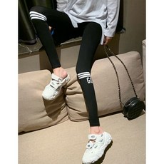 f76a8252bba4980d91f61dff35dc9265b7a0d39b5771ecfd7d989713ec04.jpg