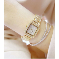 손목큐빅팔찌시계