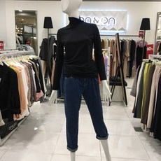 NC백화점 온앤온 <신상 40%할인> 셔링 포인트 반목 티셔츠 JW0WE696