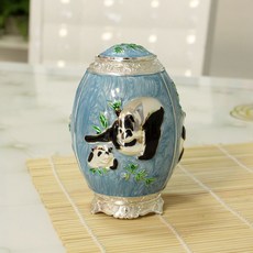 c18d9f7980d753bc32f926ebb559bb9c9004b0d1f1974ad18ecd33fb4b0b.jpg