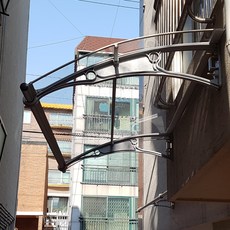 83449c3c6307d3152ebdae73931ace6af2ea9c62e2e9483bddef60da6493.jpg