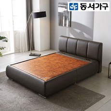 cf4827e49d8b1c1281978a9664562988f29c2c3fc4af554523d35ea07df9.jpg
