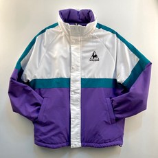 b4f116af52a029bb83faf94c3efe3a2453e327b3328f1cf2291673a3f4c4.jpg