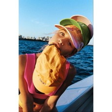 아 판 다 피 다 urban outfitters 여성 모자 야구 모자 mustard
