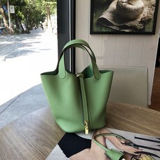 664cb42a046edc7abbe7a0cff851d33eae76a731688ed71f0ae1f71c2b1a.jpg