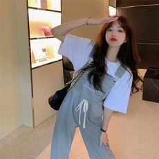 박나래점프슈트