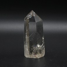 수정원석육각기둥