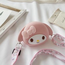 여자나비넥타이