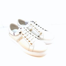 에이지스니커즈