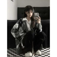 조립식가족 9화 윤주원 가디건 아가일체크 브이넥 스웨터 레이어드 캐주얼