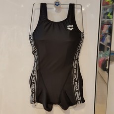 1a3c483d44e8cce0be579772f31a70e1bb956d9396c28f70beca6436e028.jpg