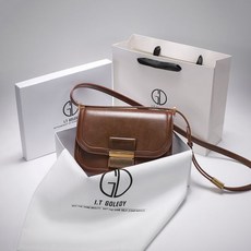 셀린느트라이앵글백