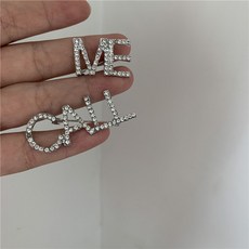 알파벳브로치