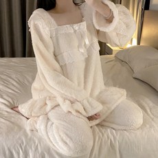 주디앤 여성 스노우화이트 프릴 수면잠옷 파자마