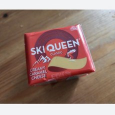 스키퀸브라운치즈