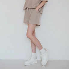 [오버나인] 여성 아이스 경량 스판 밴딩 반바지