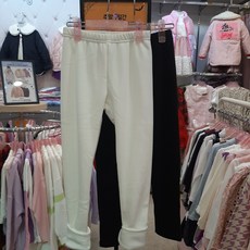 59c20a6aa9e6c415111be1abff2da097ec4ccdeb7a41da0e2265b37c03c5.jpg