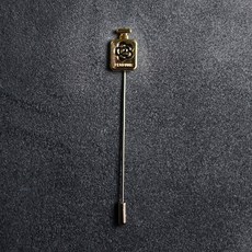 부토니에브로치