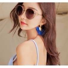 31a5f781463ffe795a616ef3e3e886d4e9e804ed5d9674ea7f2cc2cc28f6.jpg