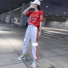 7ae50f777561cf5ca7c5a1da1bcdd01dd881d9ea9fed980d486eb739cdee.jpg