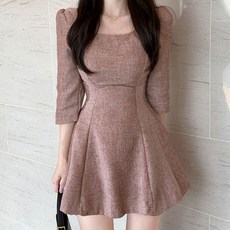 [랜덤플레이] 스퀘어넥 여친룩 플레어 미니원피스