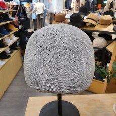 3ac05b75909014d31f29624ce0e6bf38fda2170a36186c130de92dbf3e20.jpg