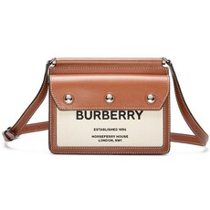 [버버리] 미니 포켓 호스페리 타이틀백 (8014611 BROWN)