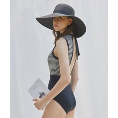 벨로디네라 Diana Knit Swimsuit Black