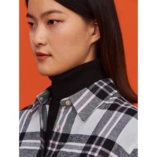 빈폴레이디스 [GREEN BEANPOLE] 블랙 울 터틀넥 니트 워머 (BF095AN305)