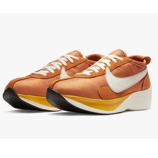 나이키 문 레이서 QS 모나크 BV7779-800