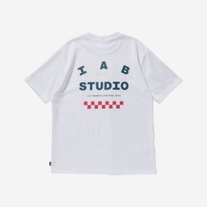 IAB Studio 아이앱 스튜디오 x 헨리스 피자 로고 티셔츠 화이트