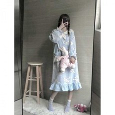 ec768d8a92e02b7056580d2ee2150df3f351e4f54ecf07edc6d64da310ce.jpg