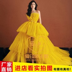 미니웨딩드레스 전시회 뉴타입 스튜디오 주제 패션 웨딩드레스 촬영 컬러베일 커플용품 포토 노란색 사진촬영 예복