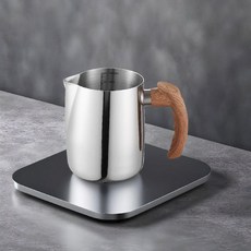 304 스테인레스 라떼아트 컵 뾰족한 주둥이 커피 우유 거품 나무 손잡이, C. 600ML 화이트, 1개